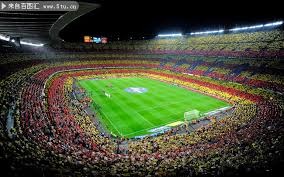 都体：尤文要求斯帕莱蒂遵守正装规定，比赛时不可以穿运动服