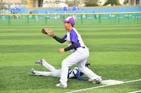 NBA｜近2季总冠军正面对决 绿衫军惊险砸金块